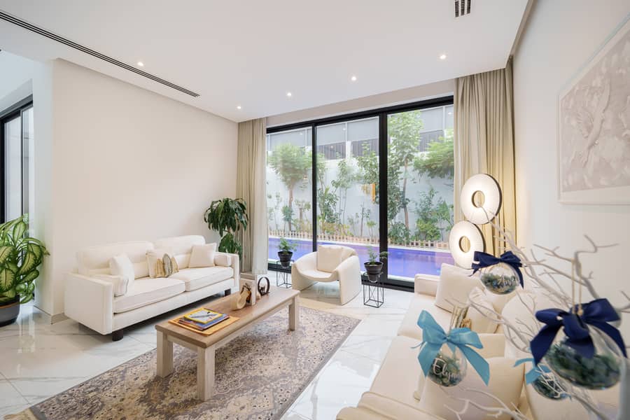 Luxury 5-Bedroom Standalone Villa — photo 5