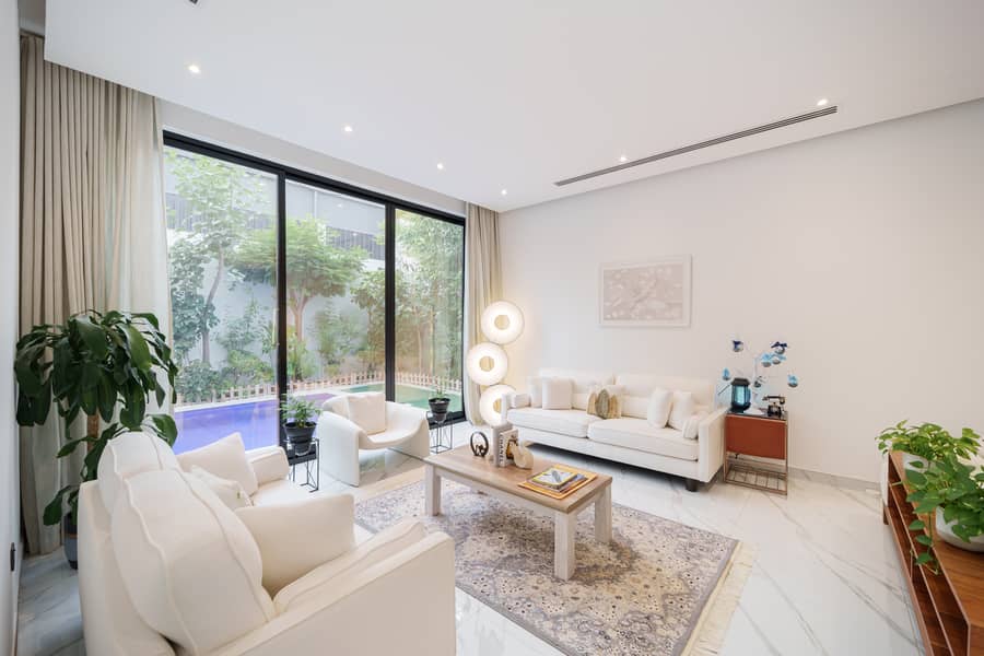 Luxury 5-Bedroom Standalone Villa — photo 6
