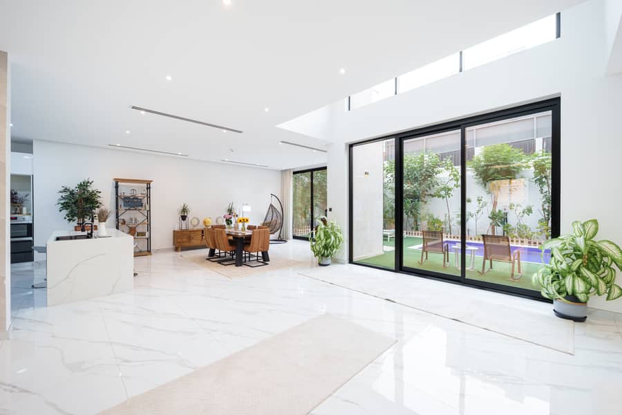 Luxury 5-Bedroom Standalone Villa — photo 10