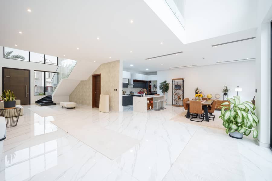Luxury 5-Bedroom Standalone Villa — photo 11