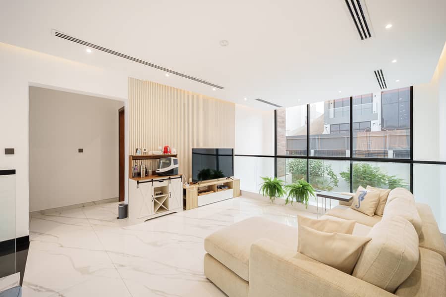 Luxury 5-Bedroom Standalone Villa — photo 27