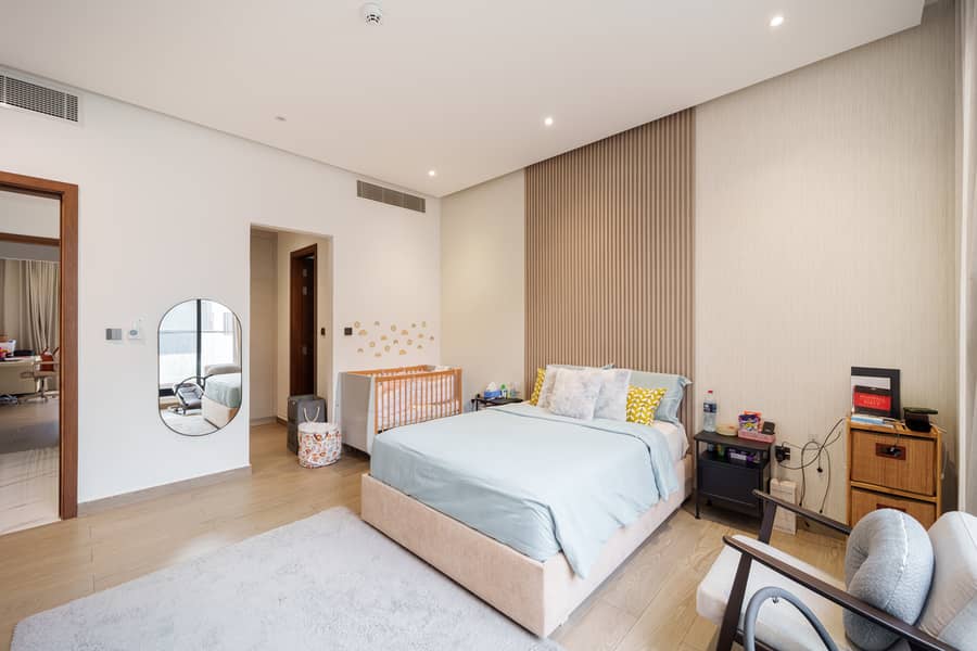 Luxury 5-Bedroom Standalone Villa — photo 30