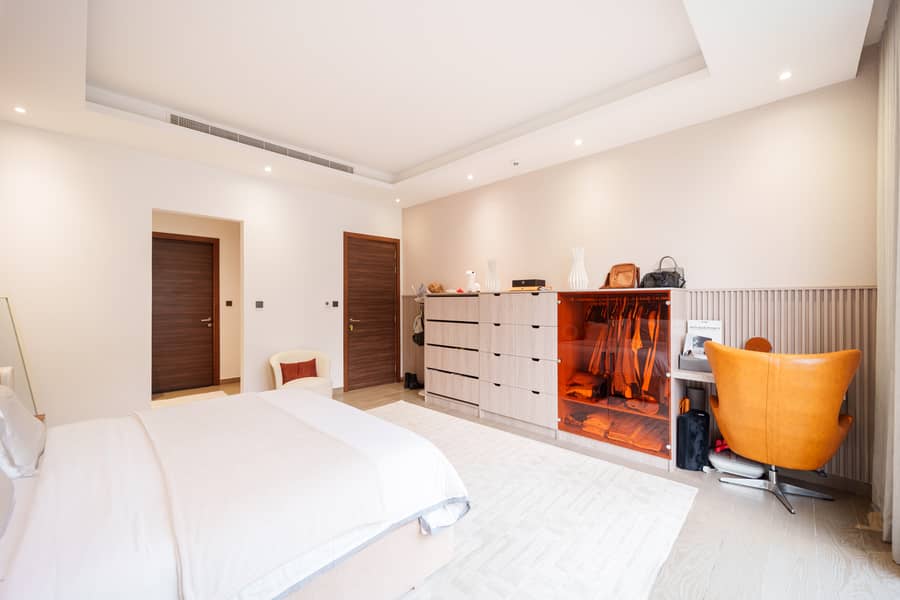 Luxury 5-Bedroom Standalone Villa — photo 38