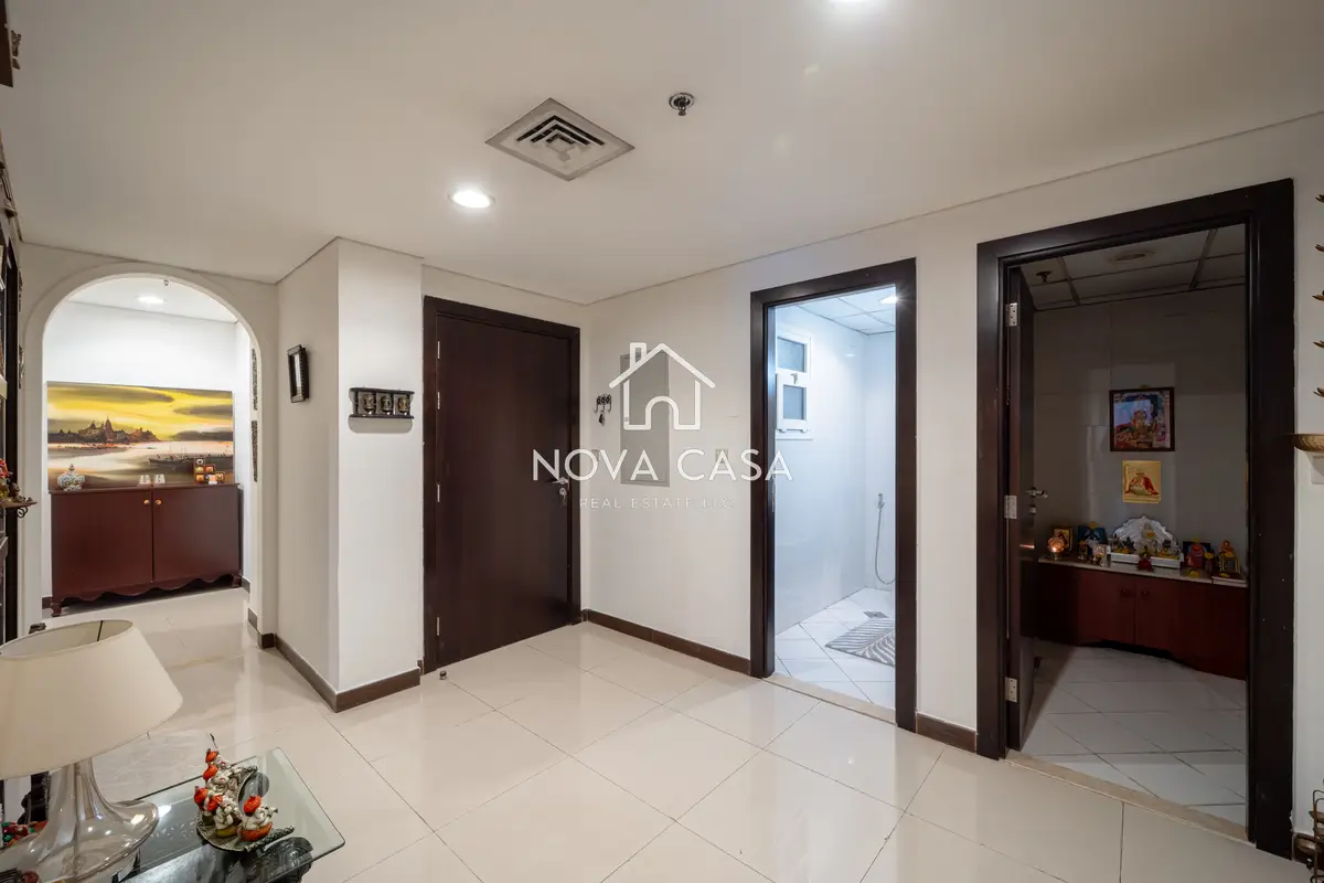 3-Bedroom + Maid's Room, Skyline View — photo 8