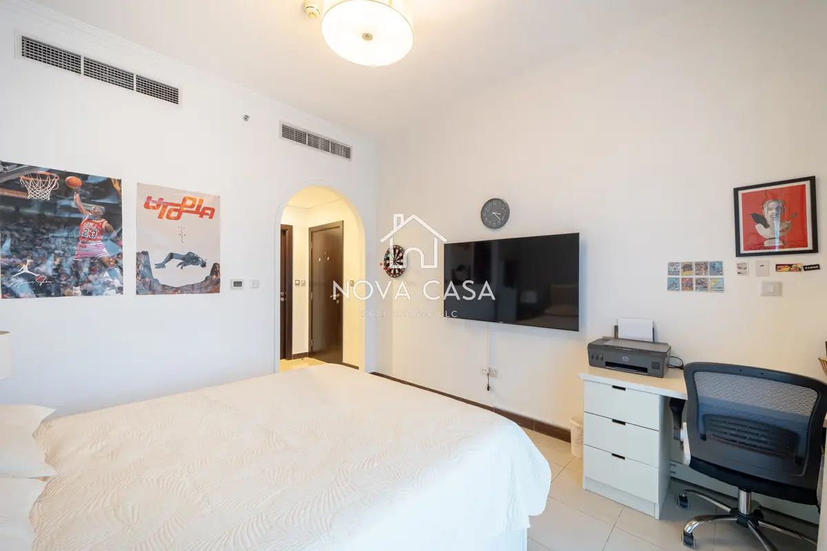 3-Bedroom + Maid's Room, Skyline View — photo 17