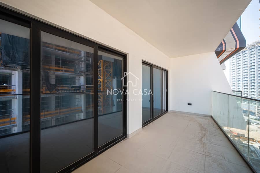 3-Bedroom Corner Unit, Full Creek View — photo 11