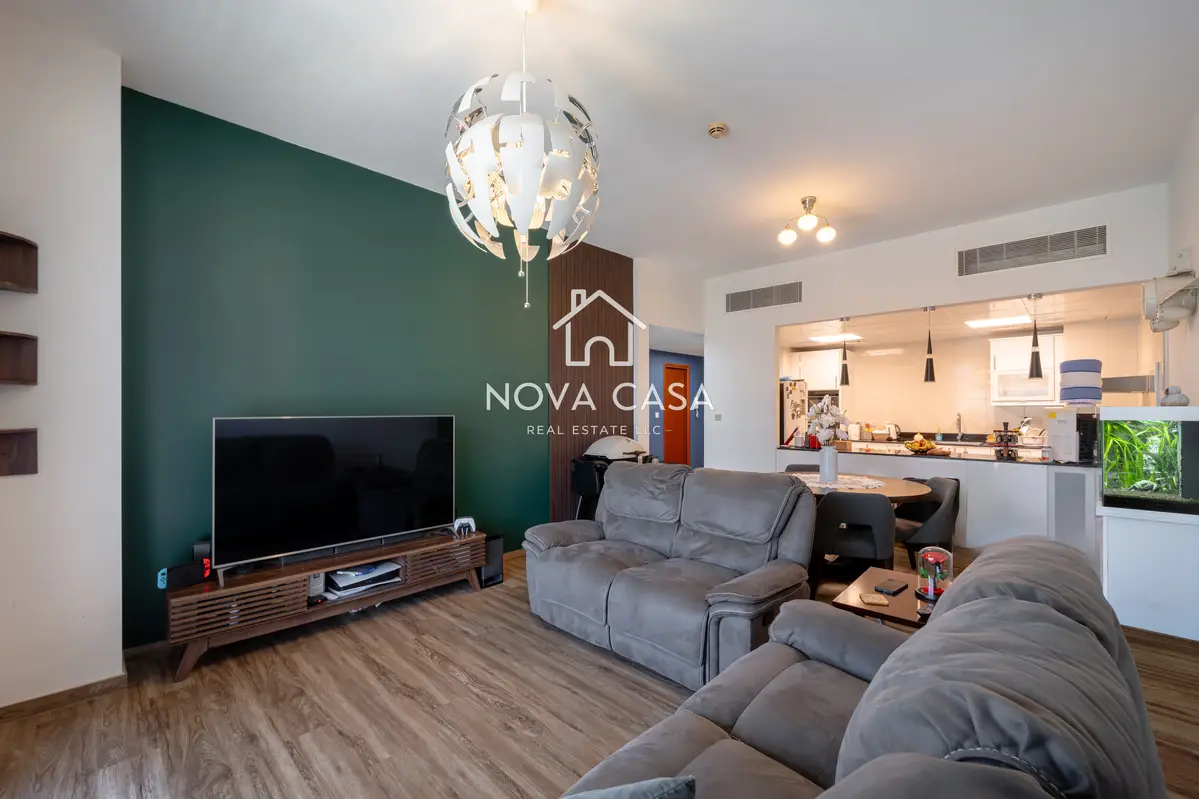 Renovated 2-Bedroom, Park Facing — photo 13
